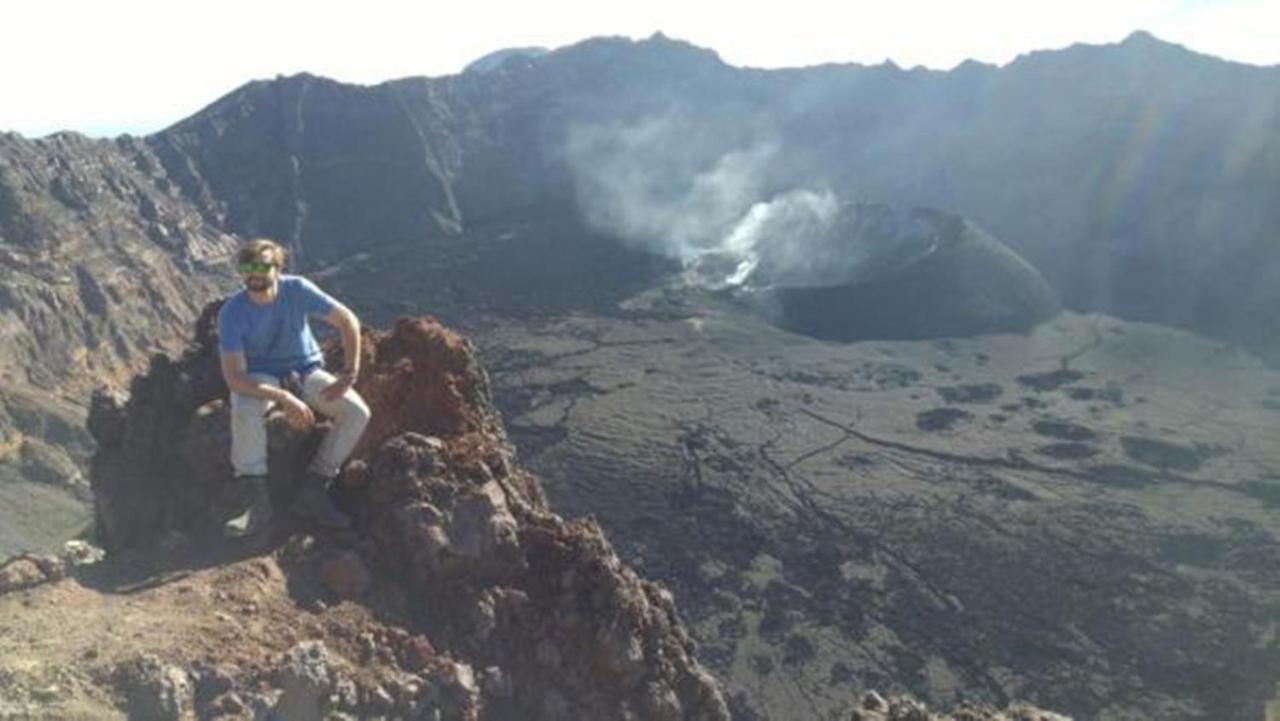 Thalia Homestay & Ijen Bromo Tour Banyuwangi  Exterior foto